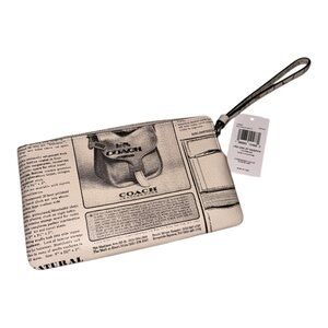 Coach Corner Zip Wristlet